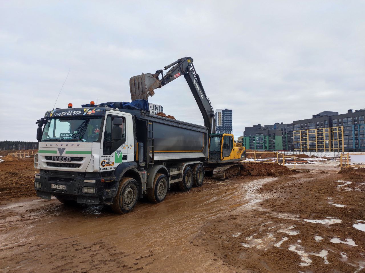 Аренда гусеничного экскаватора Volvo EC 210